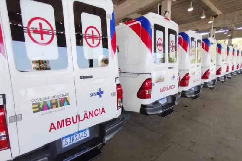 Governo do Estado entrega ambulâncias e equipamentos de saúde para mais de 180 municípios da Bahia