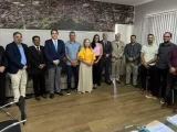 PMG e Corregedoria do TJBA entregam 170 escrituras da REURB aos moradores dos bairros São Vicente e Joaquim Fernandes