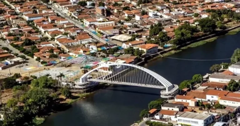 Mulher morre em hospital em Santa Maria da Vitória um dia após receber paulada na cabeça