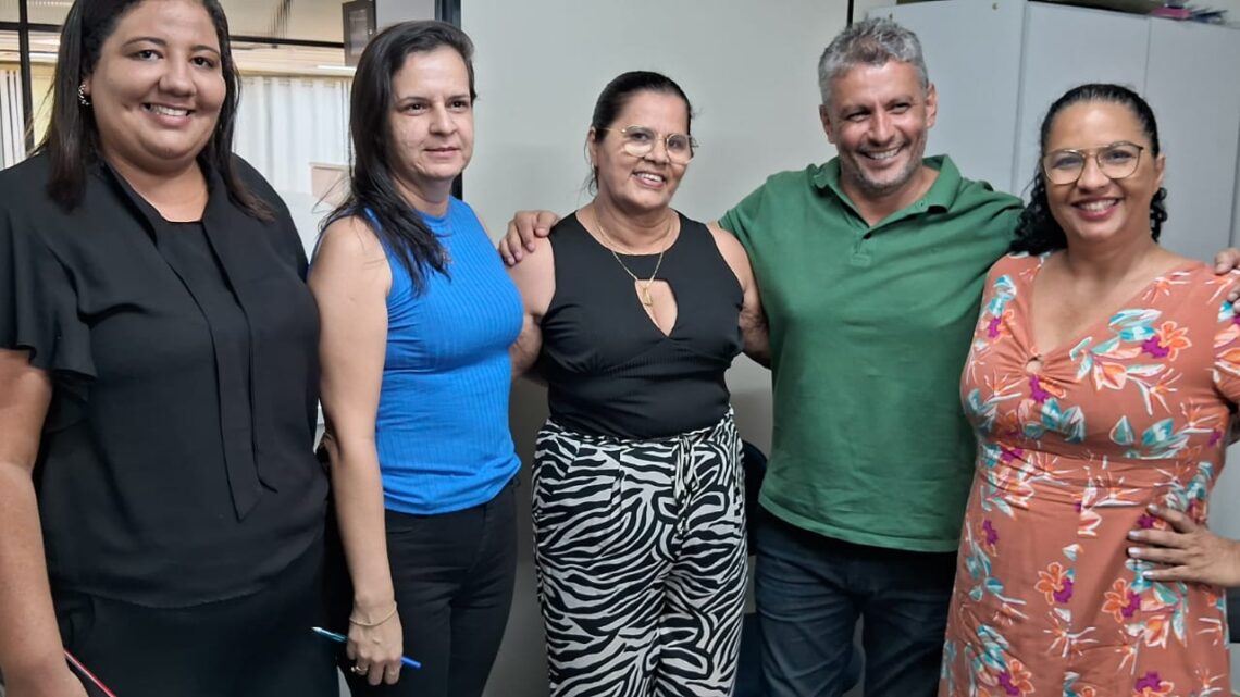 Em reunião com coordenadoras, Prefeito de Guanambi determina melhorias na estrutura da SEAP