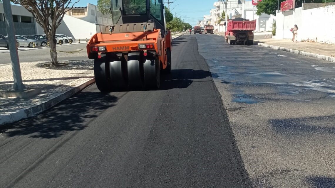 Prefeitura de Guanambi inicia recapeamento da Av. Santos Dumont