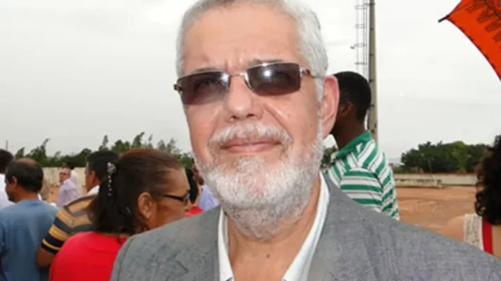 Jorge Solla lidera gastos com passagens aéreas entre deputados federais baianos