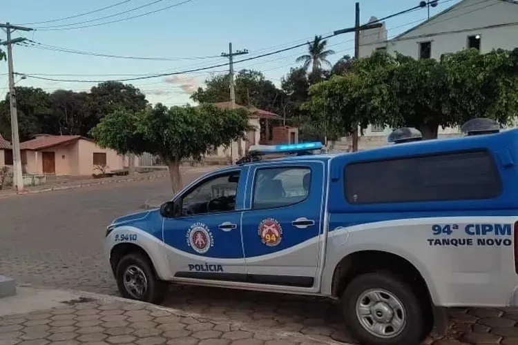 PM prende homem acusado de agredir companheira na cidade de Tanque Novo