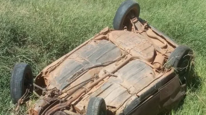 Homem perde controle da direção, capota carro e morre na BR-030 em Palmas de Monte Alto