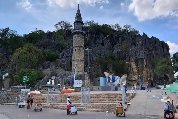 Vizinho é preso acusado de matar criança com pauladas na cabeça em Bom Jesus da Lapa