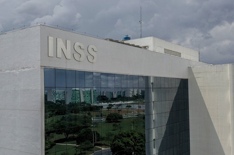 Polícia Federal deflagra operação contra roubo de dados de beneficiários do INSS