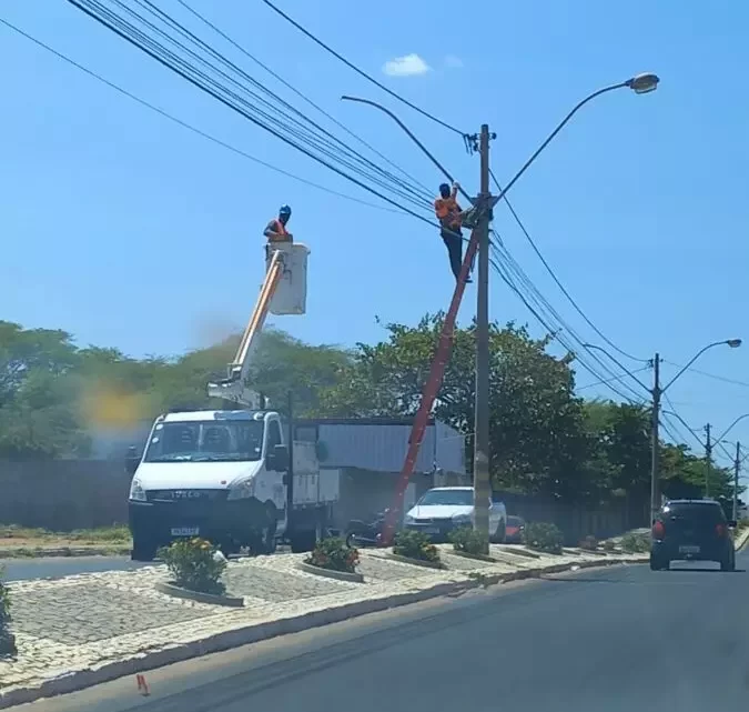 Começa os trabalhos para revitalização de toda iluminação pública de Guanambi, através de parceria público-privada