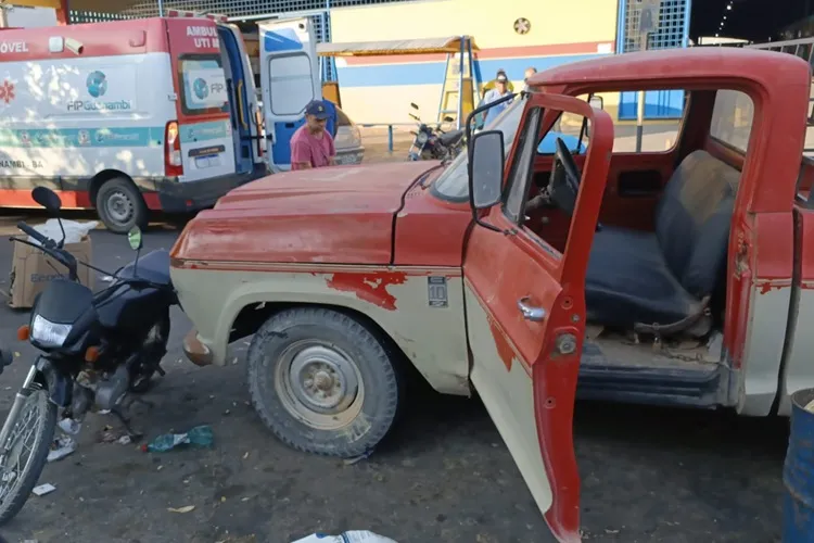 Catador de recicláveis é atropelado em Mercado Municipal de Guanambi