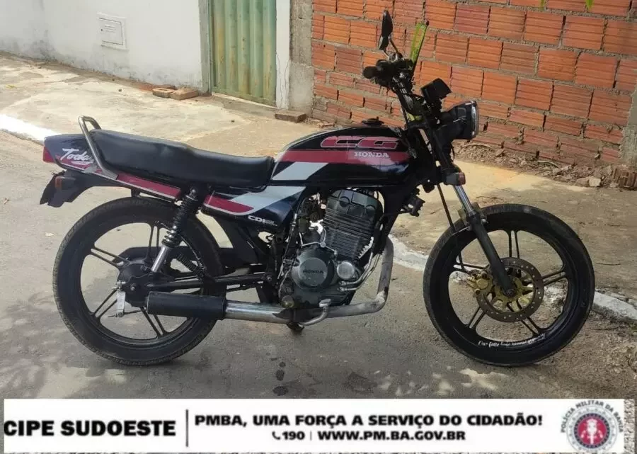 CIPE Sudoeste apreende motocicleta adulterada e entorpecentes durante patrulhamento em Pindaí