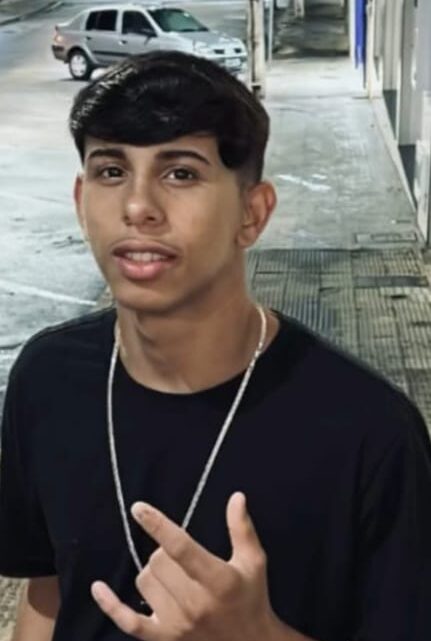 Motociclista de 17 anos morre após queda durante fuga da polícia em Caetité