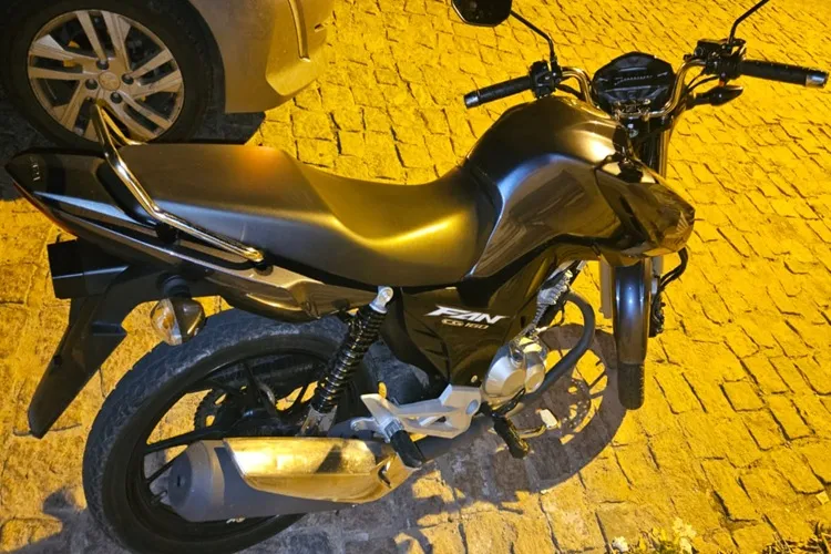 17º BPM recupera moto com restrição de furto/roubo em Guanambi