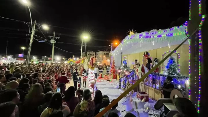 Com muita luz e fé, presépio de Guanambi é aberto para visitação