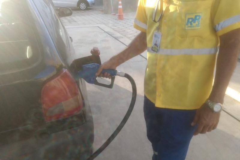 Gasolina e diesel terão aumento em todo o país a partir de fevereiro