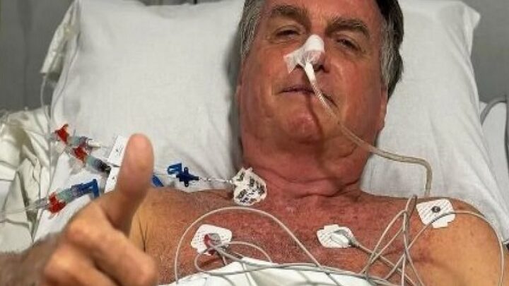 Bolsonaro segue na UTI após cirurgia de 12 horas no intestino; quadro é estável