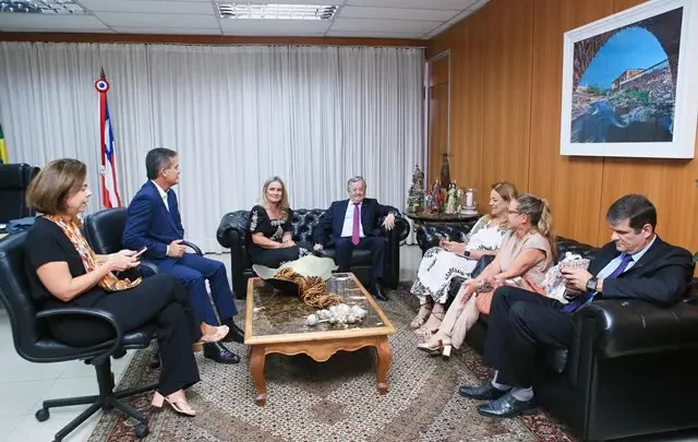 Presidente da ALBA discute desenvolvimento da Bahia com líderes da Indústria e do Comércio