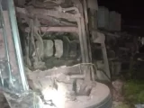 Guanambi: Motorista fica ferido após carreta tombar na BR-030