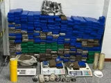Feira de Santana: Mulher é detida com 331 tabletes de maconha e explosivos