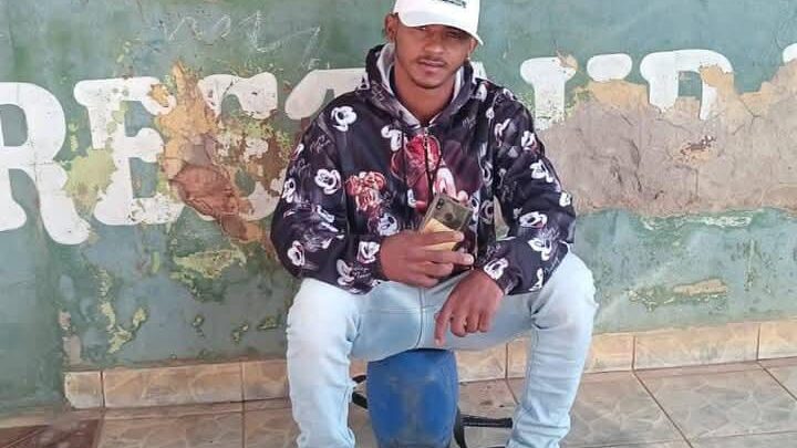 Homem é morto a facadas na zona rural de Urandi