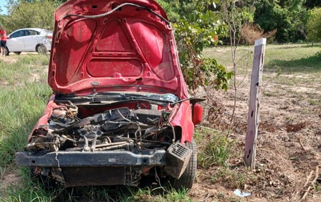 Acidente na BR-430 deixa um morto e duas pessoas feridas em Caetité