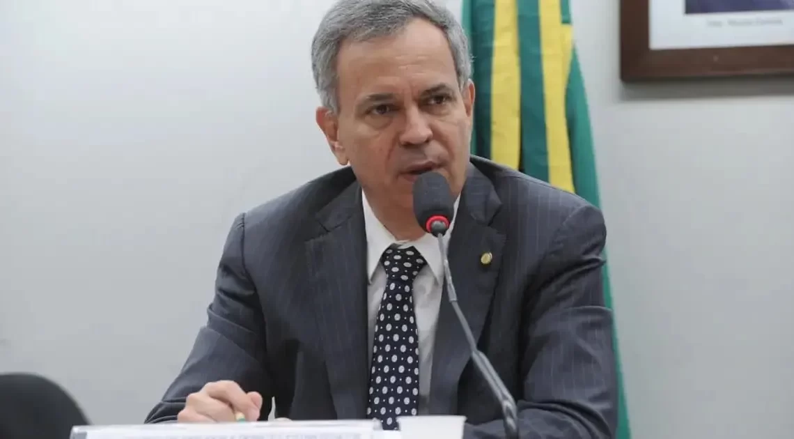 Deputado federal Félix Mendonça Jr é alvo da PF na Operação Overclean; saiba mais