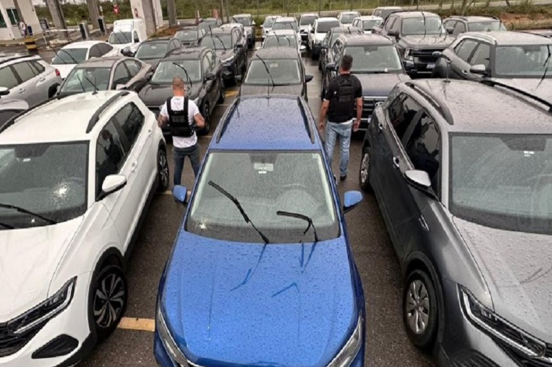 Vitória da Conquista: Polícia Civil recupera 68 veículos desviados de locadora em investigação sobre estelionato na Bahia