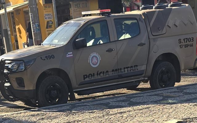 Homem invade colégio e pratica ato obsceno durante saída de alunos em Guanambi