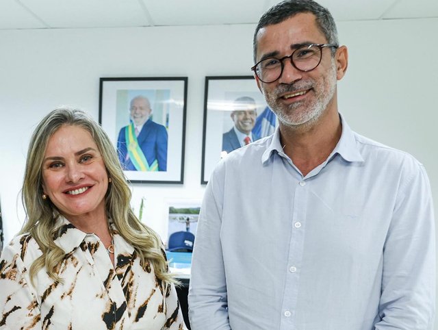 Ivana Bastos conquista avanços para ampliar acesso à água nos municípios