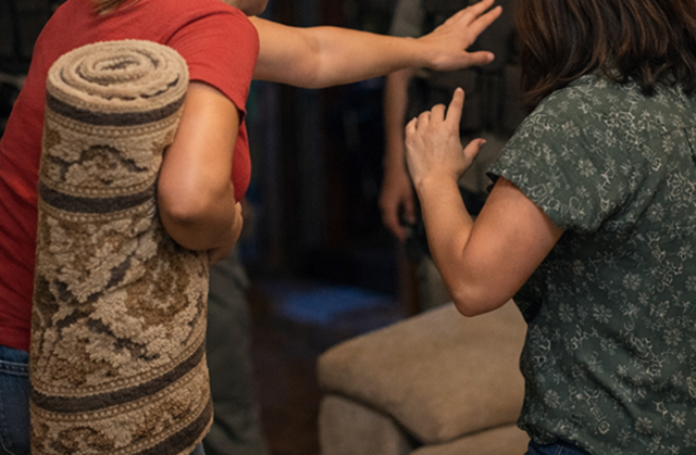 Discussão por tapete termina em ameaça e empurrão no bairro Palmeiras, em Candiba