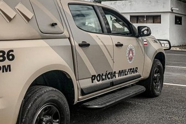 Homem é conduzido à delegacia após denúncia de violência doméstica na zona rural de Candiba