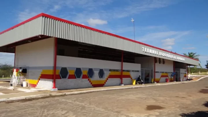 Homem é preso por dívida de R$ 30 mil em pensão após reconhecimento facial em Brumado