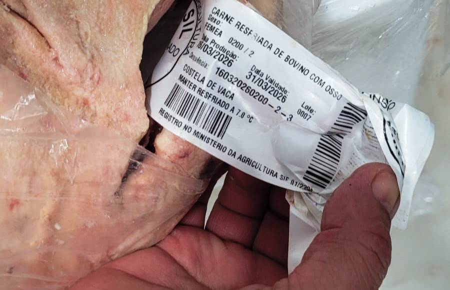 Operação apreende 190 quilos de carne imprópria para consumo em estabelecimentos de Barreiras