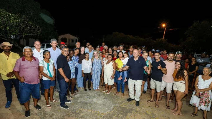 Após empenho de Ivana Bastos, mais 160 famílias terão água nas torneiras em Guanambi