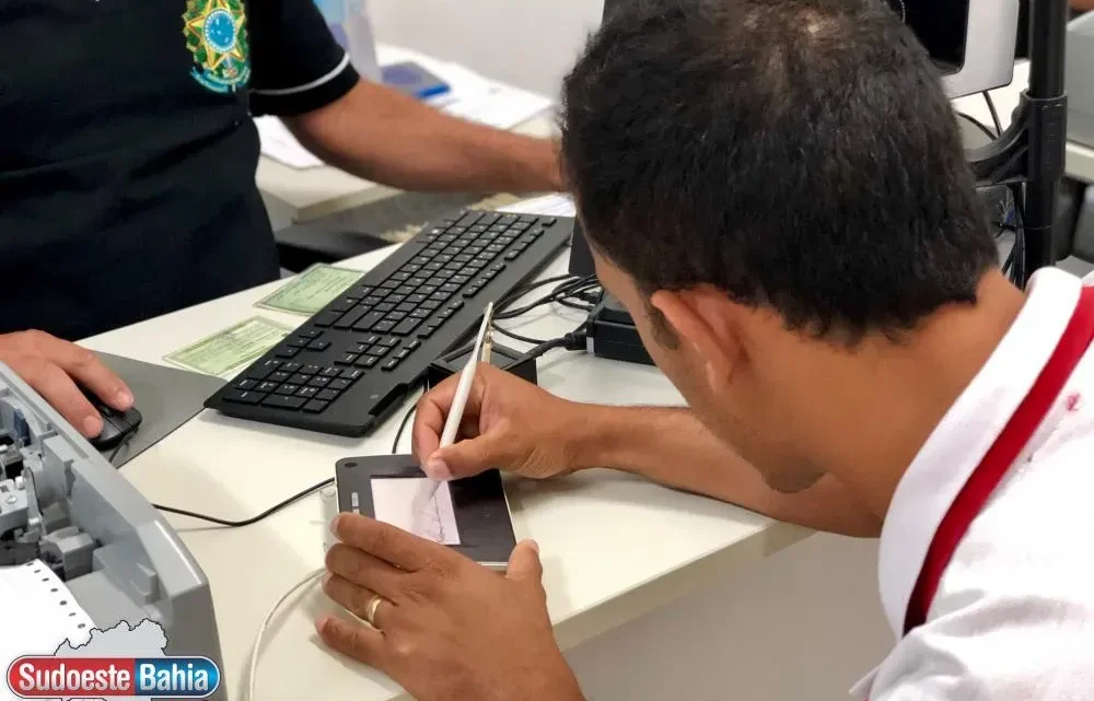 TRE da Bahia amplia atendimento até quarta-feira para regularização do título eleitoral