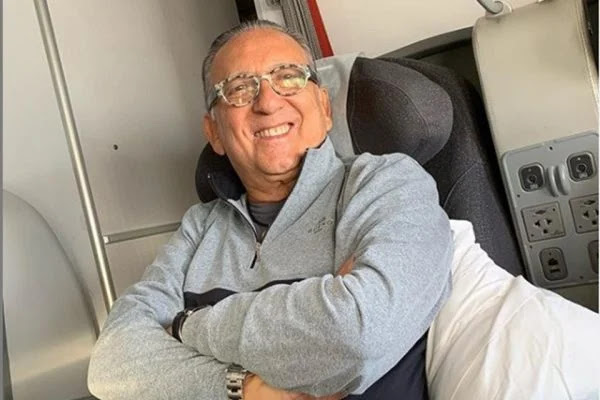 Galvão Bueno passou por cirurgia de hérnia de disco em São Paulo e segue em recuperação