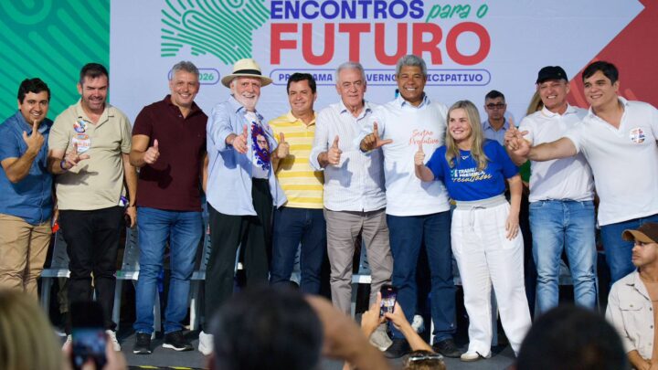 Em Guanambi, Wagner desafia povo baiano a encontrar obras do governo Bolsonaro no estado: “Procure de lanterna na mão”