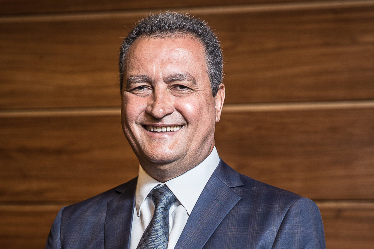 Rui Costa lidera e é citado por quase metade do eleitorado para o Senado, diz Paraná Pesquisas