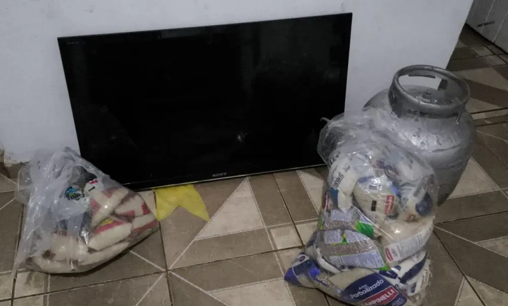 Polícia Militar recupera itens levados de residência arrombada em Licínio de Almeida