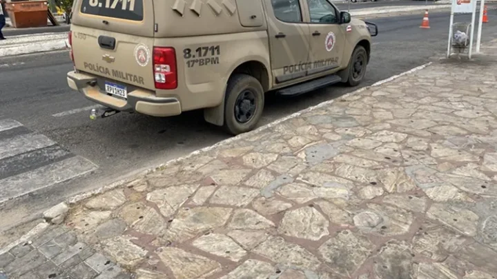 Guanambi: Motorista de aplicativo denuncia ameaça com facão contra passageira na BR-030