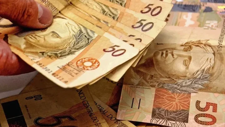 Arrecadação federal bate recorde de R$ 266,8 bilhões em maio