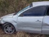 Carro tomba na BR-030 e motorista é socorrido em Palmas de Monte Alto