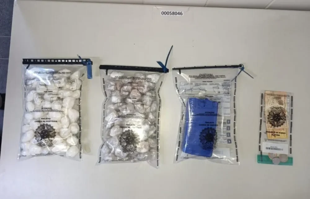 Rondesp apreende mais de 2 kg de drogas durante ação no bairro Monte Pascoal, em Guanambi