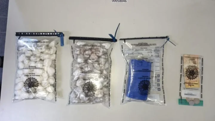 Rondesp apreende mais de 2 kg de drogas durante ação no bairro Monte Pascoal, em Guanambi