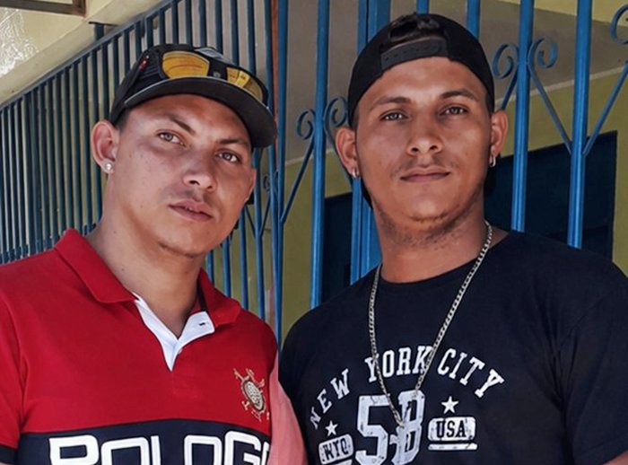 Dois irmãos são mortos a tiros em bar às margens da BR-122 entre Pindaí e Urandi