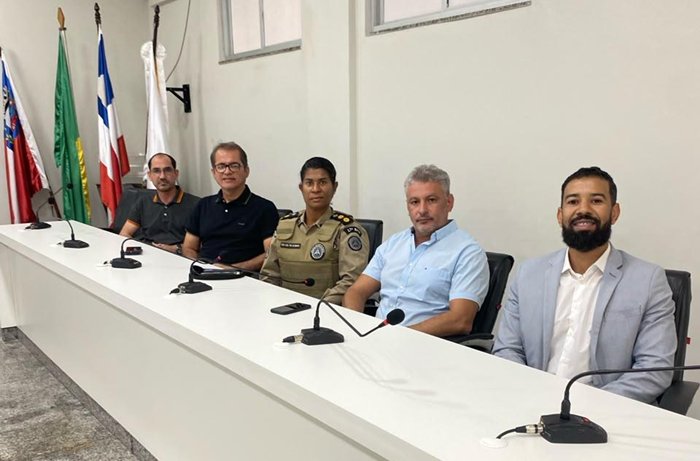 Legislativo Guanambiense participa de Audiência Pública sobre implantação do Transporte Coletivo em Guanambi