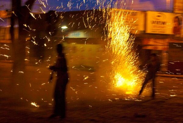 Bahia registra 54 casos de queimaduras no São João; criança de 2 anos ferida em Cruz das Almas é transferida para Salvador