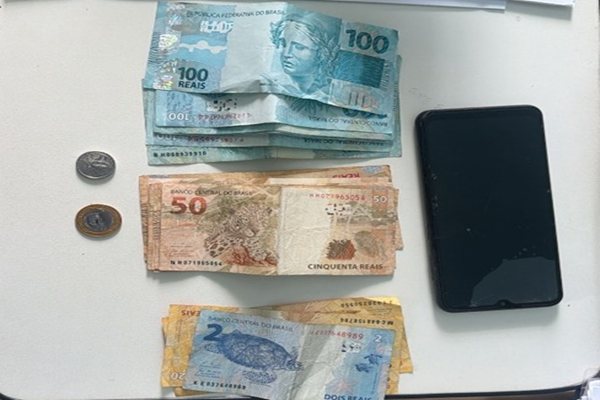 Homem que testemunhou homicídio é preso após polícia descobrir mandado por outro assassinato ocorrido em Urandi