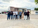 Deputado Charles Fernandes visita obras em Urandi e anuncia novos investimentos para pavimentação e saúde