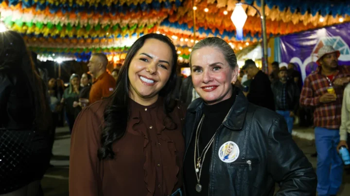 Festa no interior: Ivana Bastos percorreu mais de 19 mil quilômetros em 18 municípios, fortalecendo parcerias