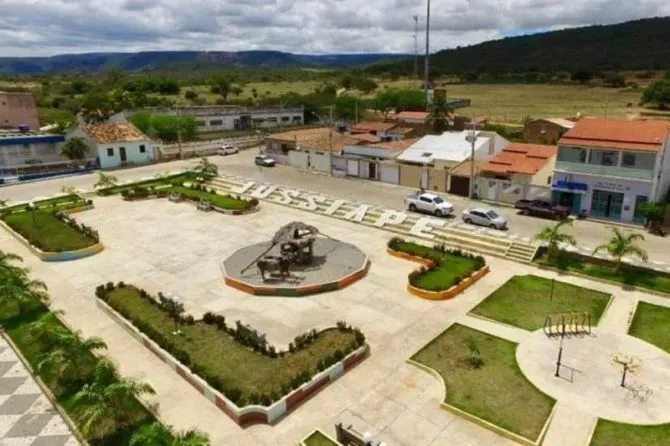Mãe é condenada a 30 anos por estuprar filha bebê e adolescente em Jussiape