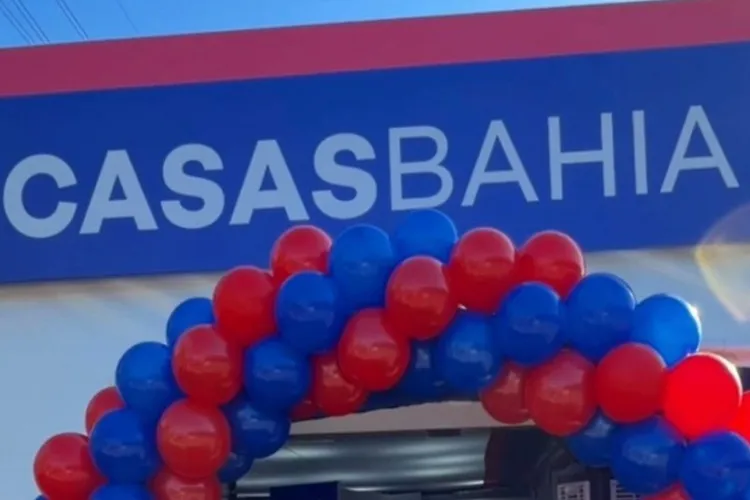 Casas Bahia fecha 298 lojas e demite quase 2 mil funcionários